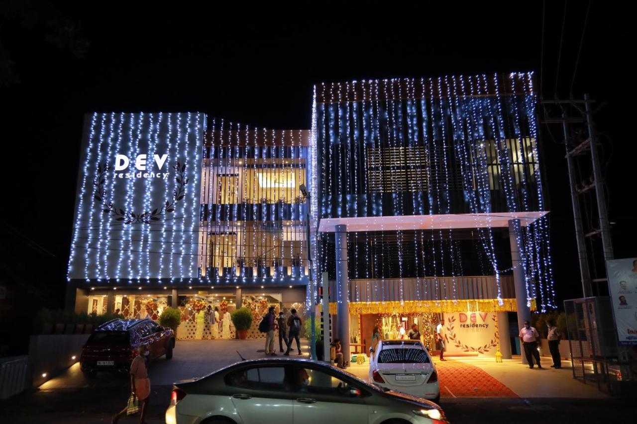 特里凡得琅 Dev Residency酒店 外观 照片